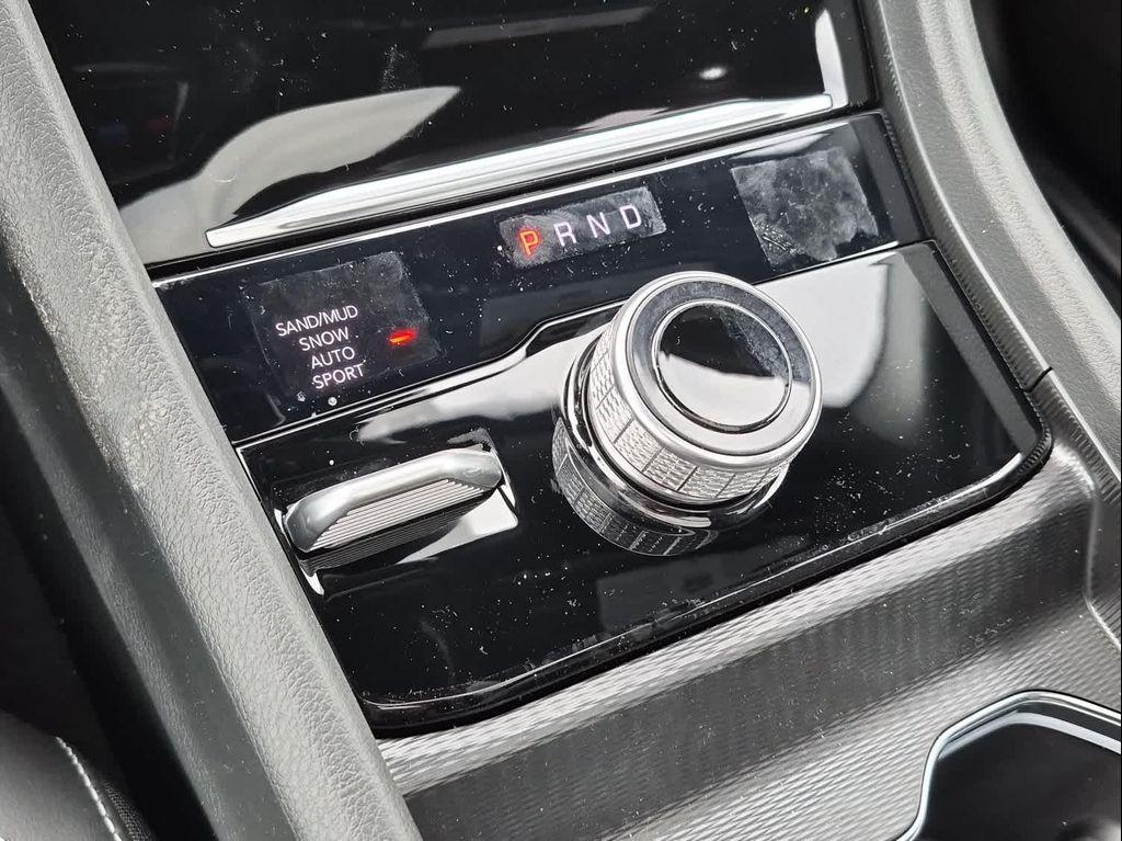 new 2026 Jeep Grand Cherokee car, priced at $53,799