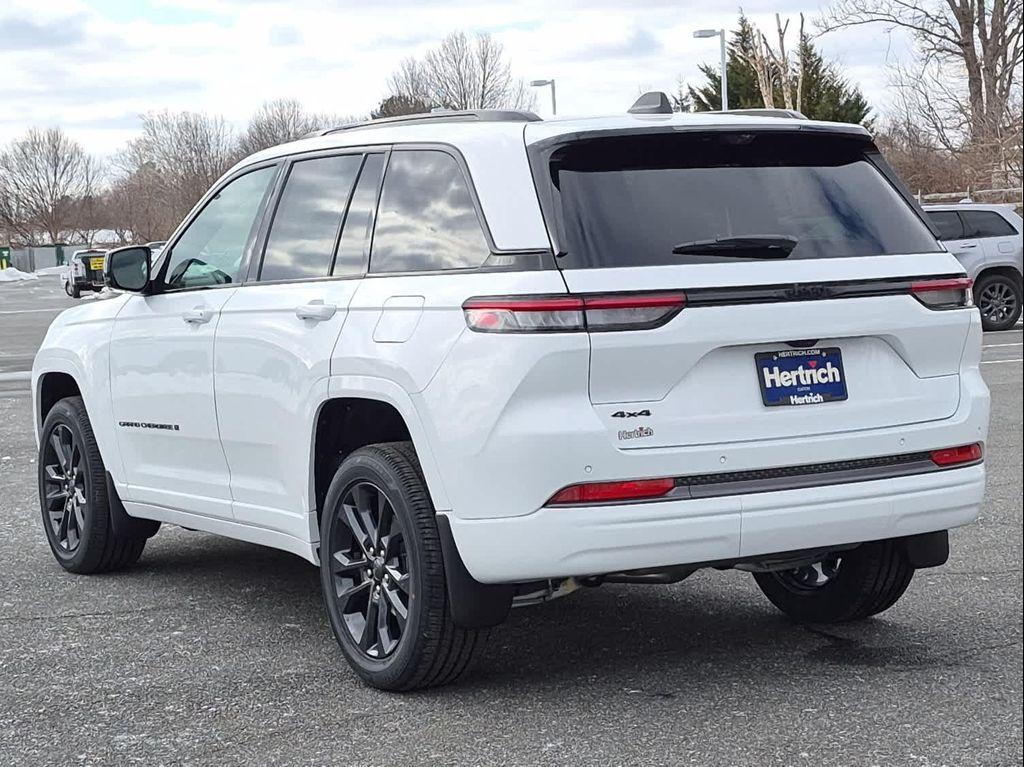 new 2026 Jeep Grand Cherokee car, priced at $53,799