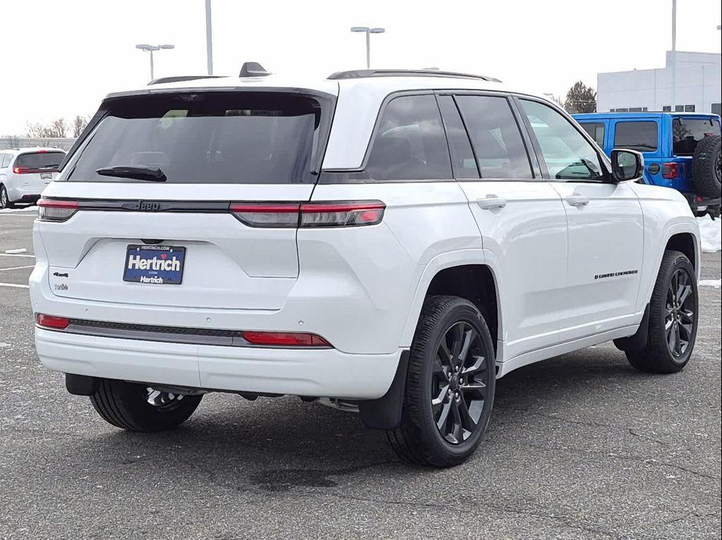 new 2026 Jeep Grand Cherokee car, priced at $53,799