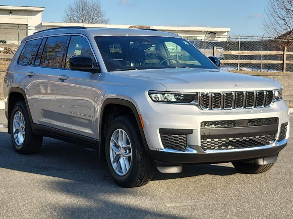 new 2025 Jeep Grand Cherokee L car, priced at $39,998
