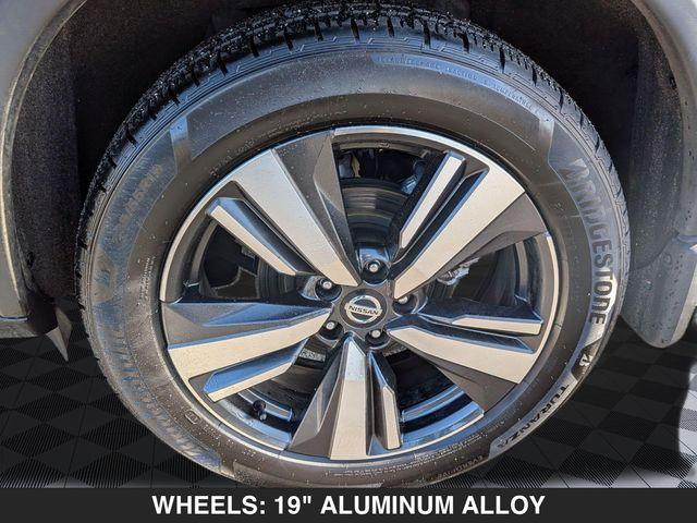 used 2021 Nissan Rogue car, priced at $22,517