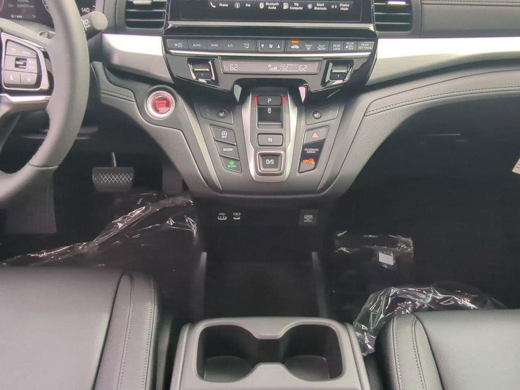 new 2026 Honda Odyssey car, priced at $44,171