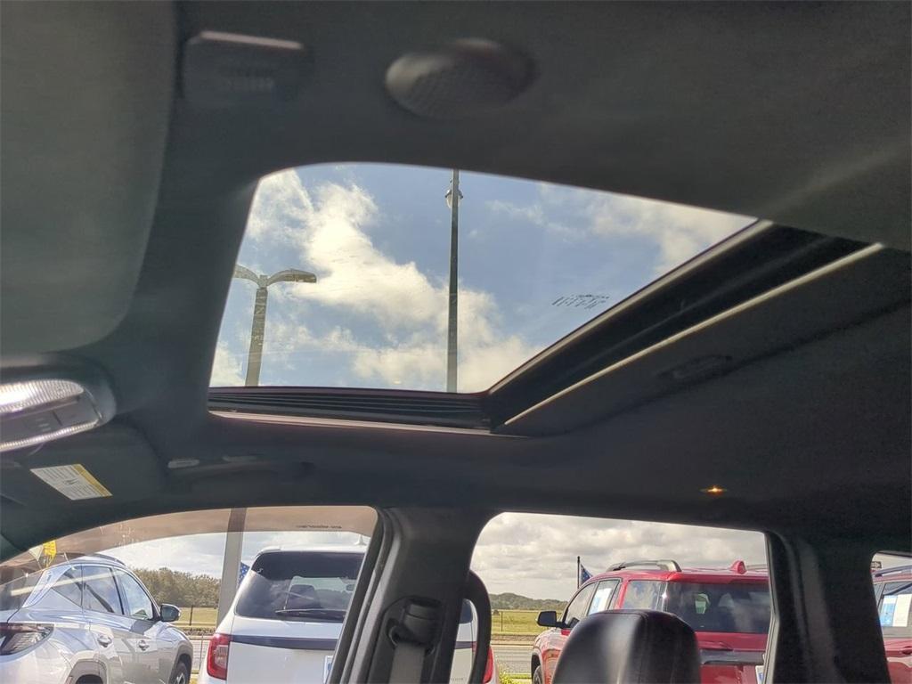 used 2021 Jeep Grand Cherokee car, priced at $19,800