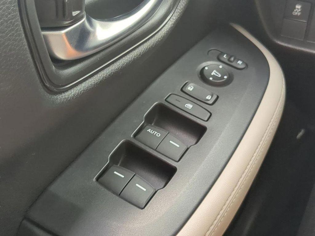 used 2025 Honda HR-V car, priced at $25,831