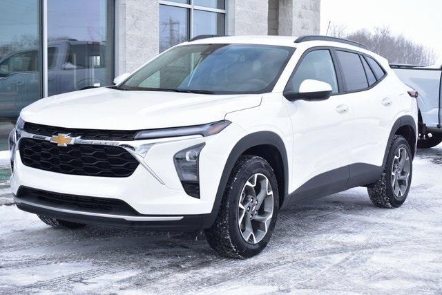 used 2025 Chevrolet Trax car, priced at $19,974
