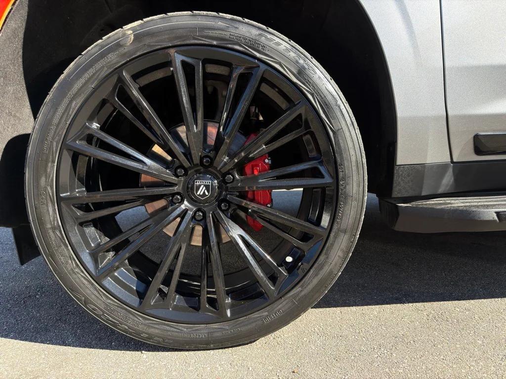 used 2022 Cadillac Escalade car, priced at $59,999