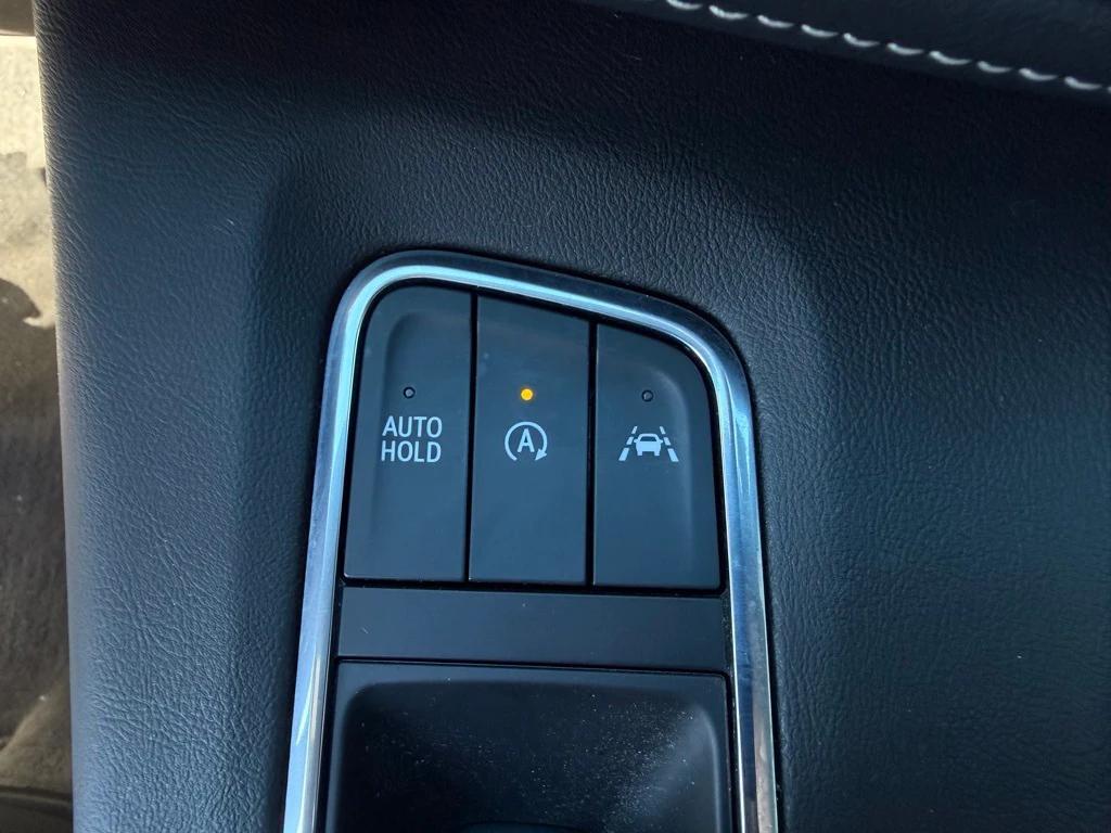 used 2022 Cadillac Escalade car, priced at $59,999