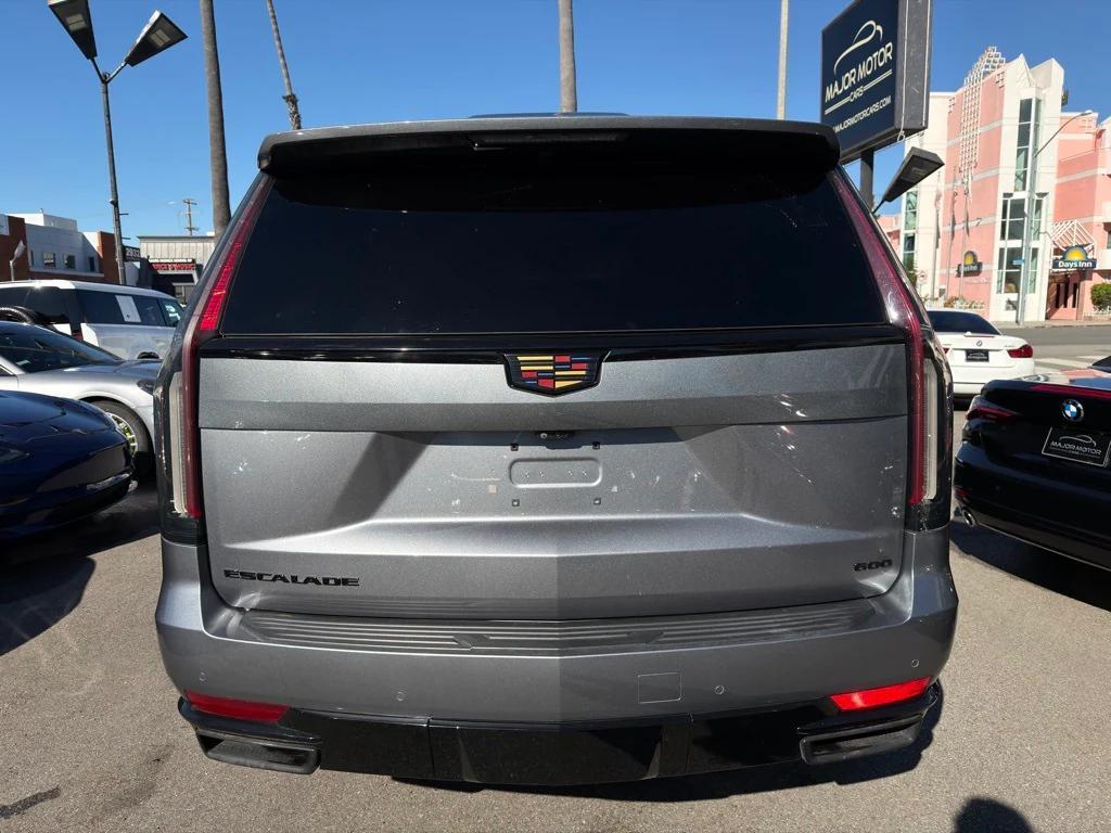 used 2022 Cadillac Escalade car, priced at $59,999