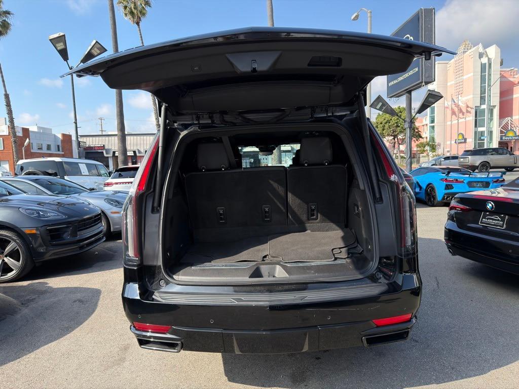 used 2023 Cadillac Escalade car, priced at $72,284