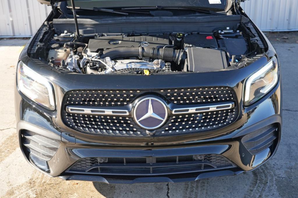 used 2020 Mercedes-Benz GLB 250 car, priced at $22,000