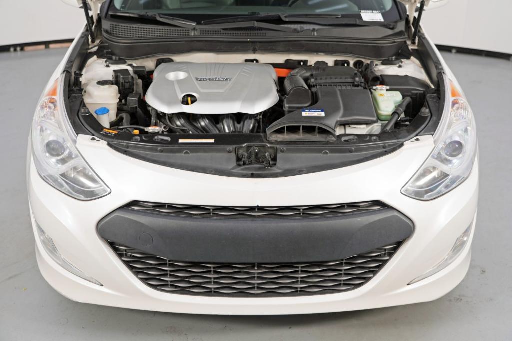 used 2013 Hyundai Sonata Hybrid car, priced at $8,000