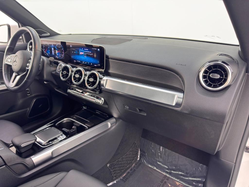 used 2020 Mercedes-Benz GLB 250 car, priced at $22,000