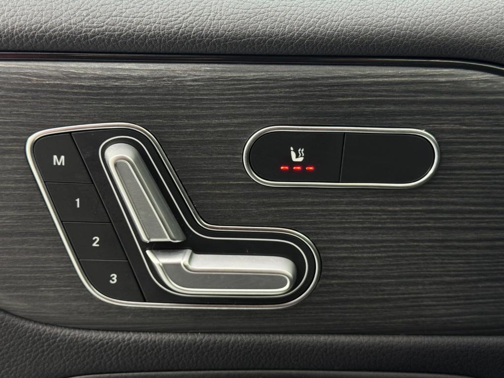 used 2020 Mercedes-Benz GLB 250 car, priced at $22,000