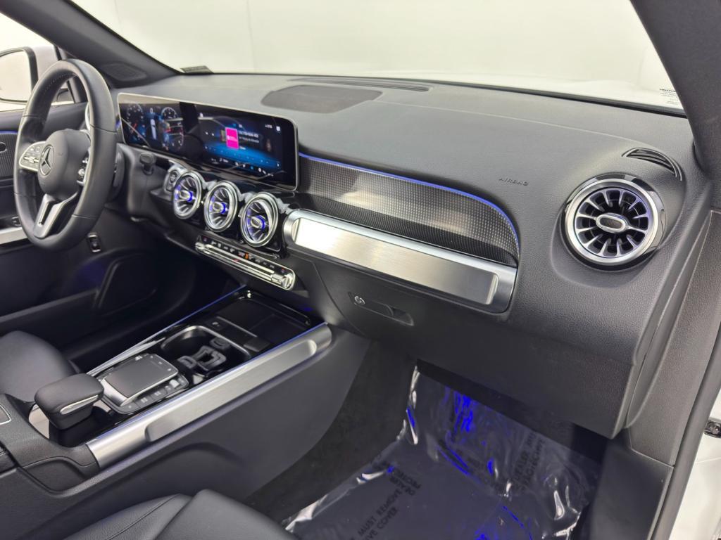 used 2021 Mercedes-Benz GLB 250 car, priced at $22,000
