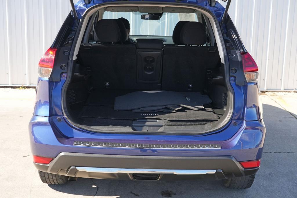 used 2019 Nissan Rogue car
