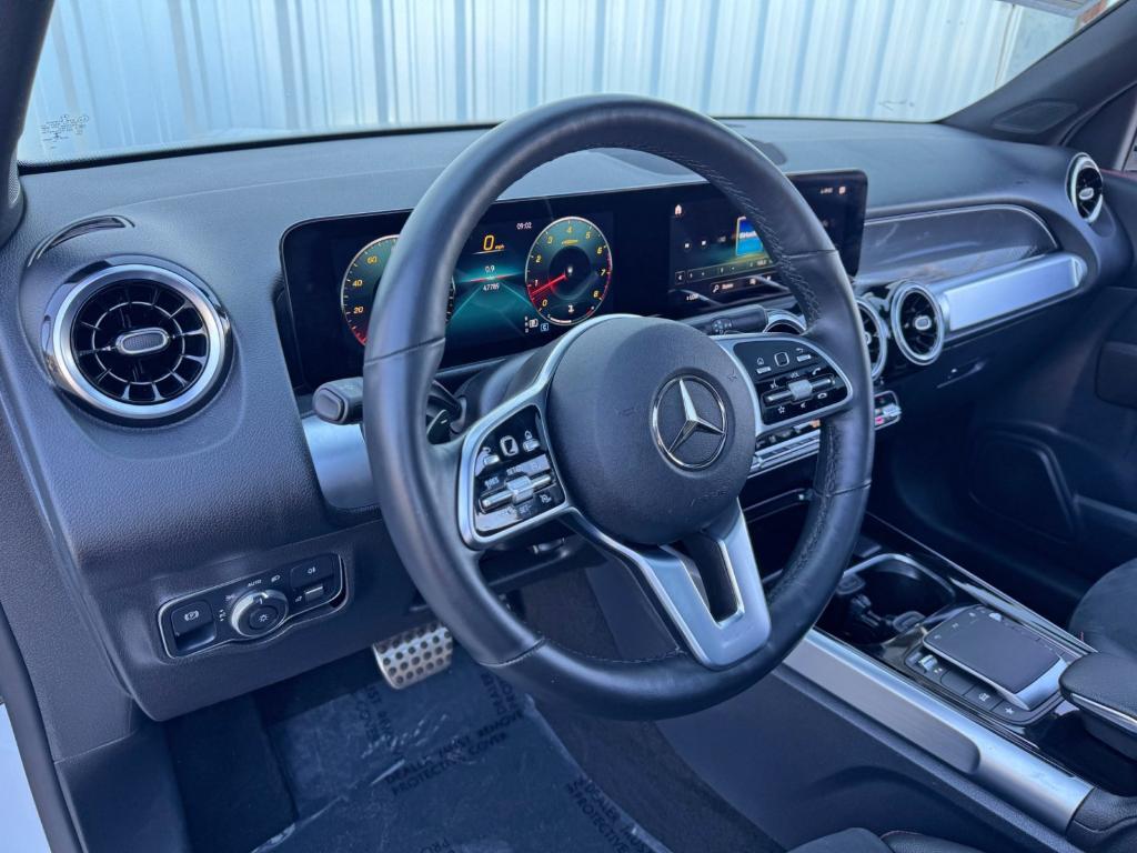 used 2022 Mercedes-Benz GLB 250 car, priced at $23,750