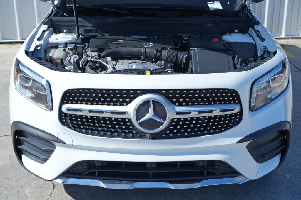 used 2022 Mercedes-Benz GLB 250 car, priced at $23,750