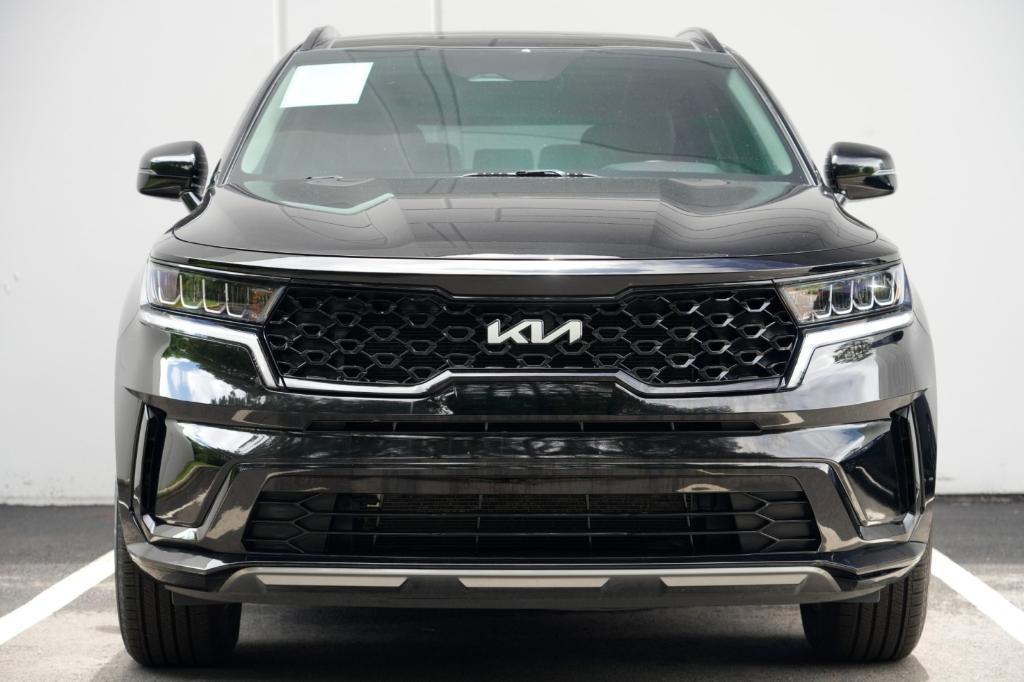 used 2023 Kia Sorento car, priced at $23,128