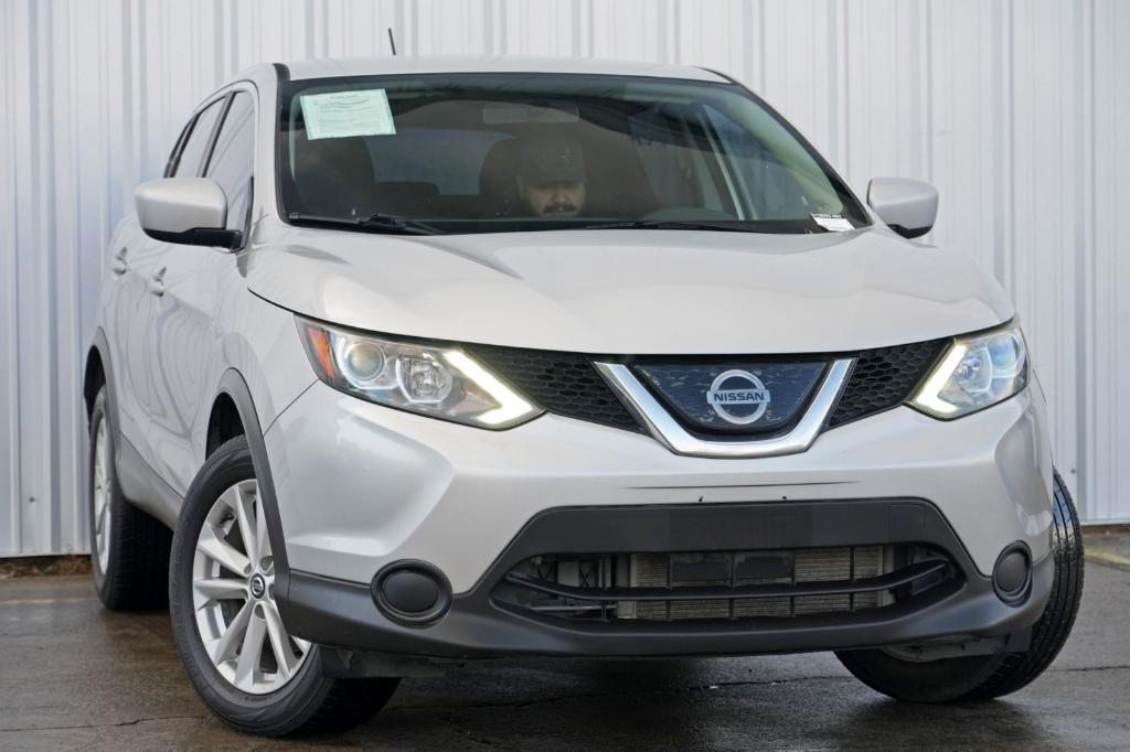 used 2019 Nissan Rogue Sport car, priced at $8,000