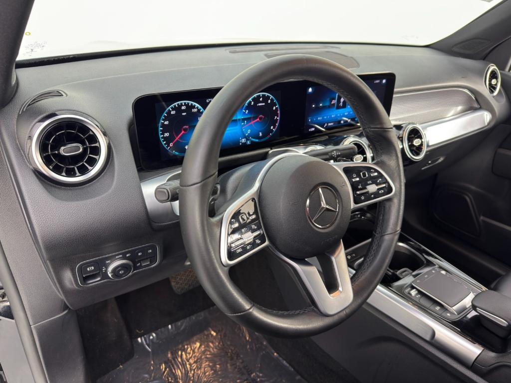 used 2022 Mercedes-Benz GLB 250 car, priced at $22,000