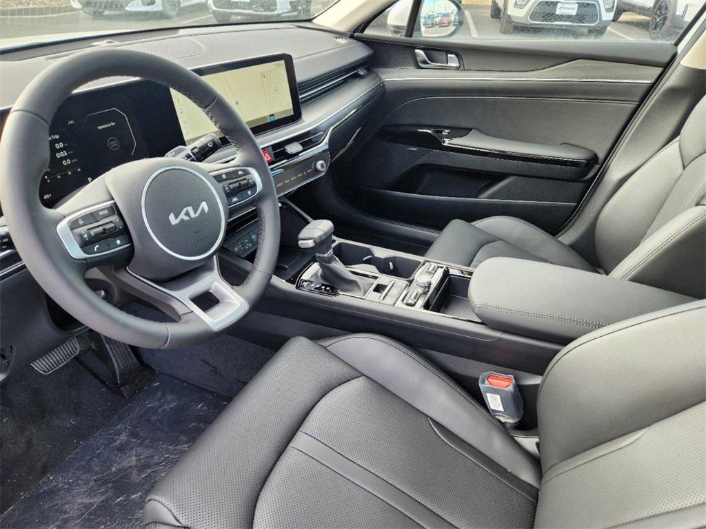 new 2025 Kia K5 car, priced at $32,467