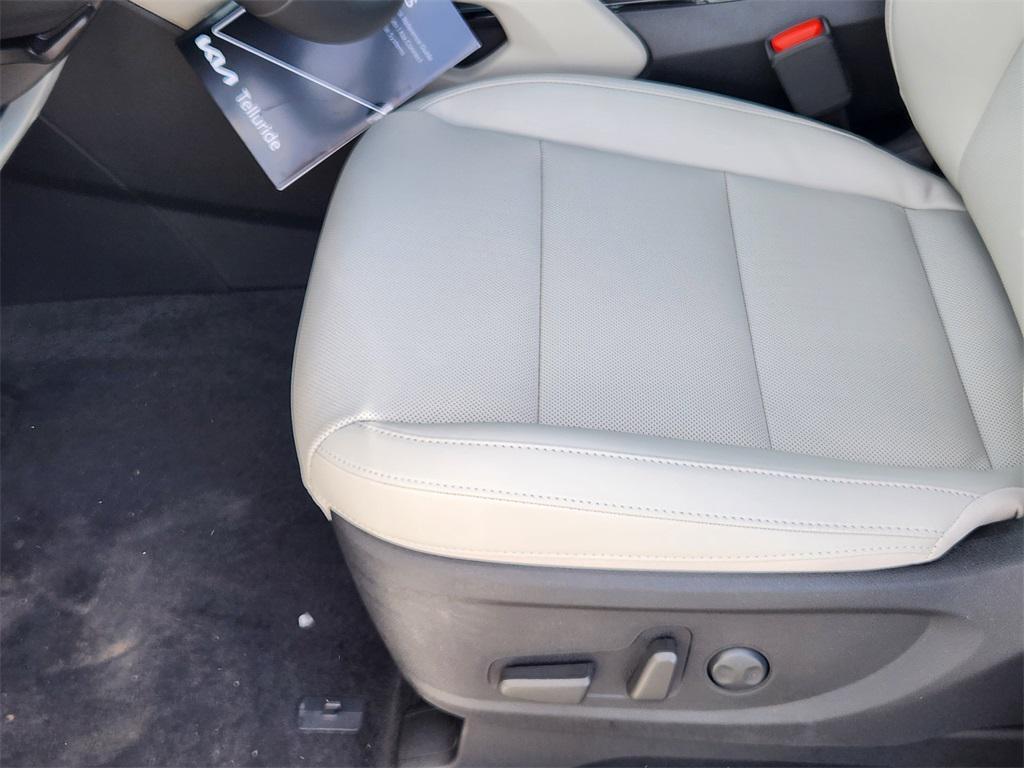 new 2025 Kia Telluride car, priced at $37,510