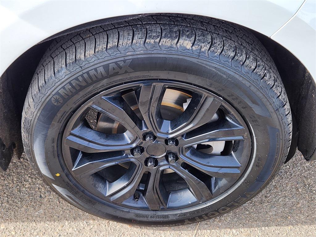 used 2021 Ford Edge car, priced at $17,725