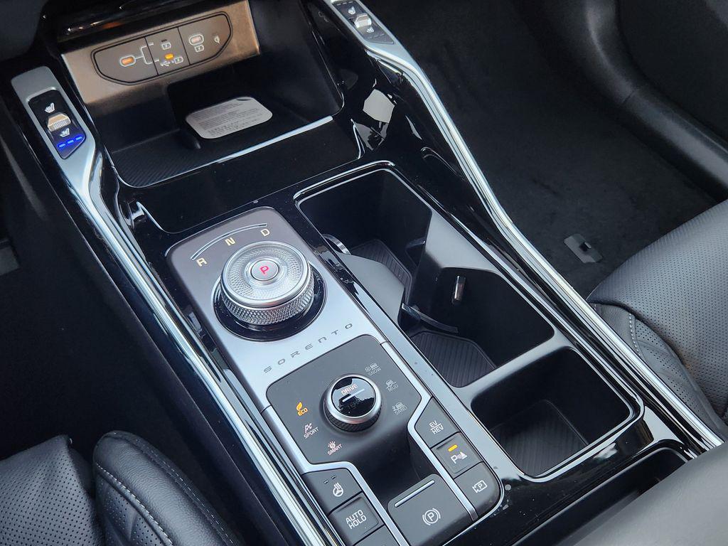 new 2026 Kia Sorento Plug-In Hybrid car, priced at $49,492