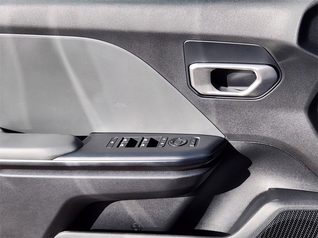 new 2025 Kia K4 car, priced at $23,218