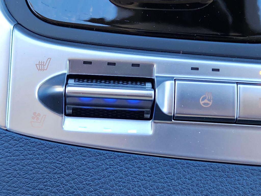 new 2026 Kia Carnival Hybrid car, priced at $55,699