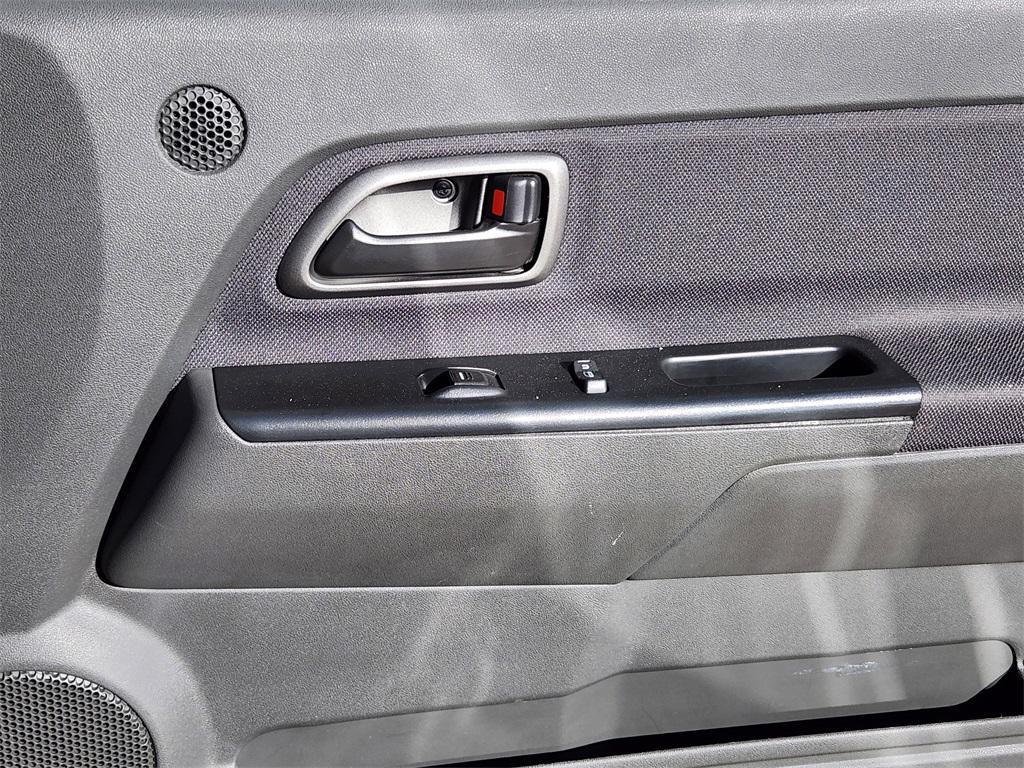 used 2005 Chevrolet Colorado car, priced at $9,188