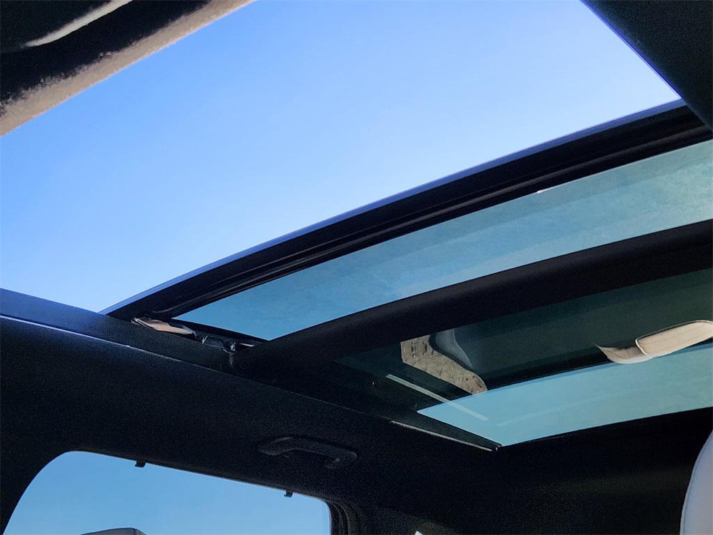 new 2026 Kia Sorento Plug-In Hybrid car, priced at $53,022