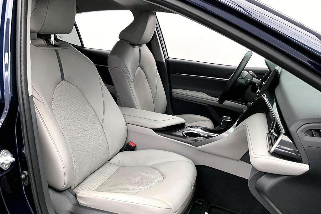 used 2022 Toyota Camry Hybrid car, priced at $26,500