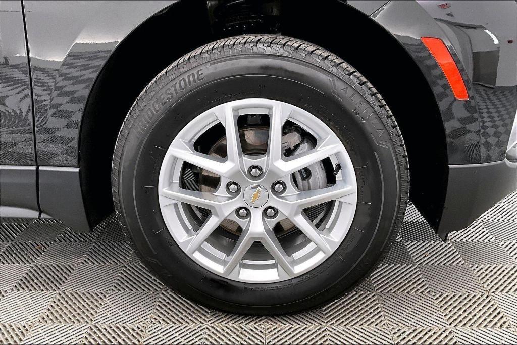 used 2024 Chevrolet Equinox car, priced at $22,630