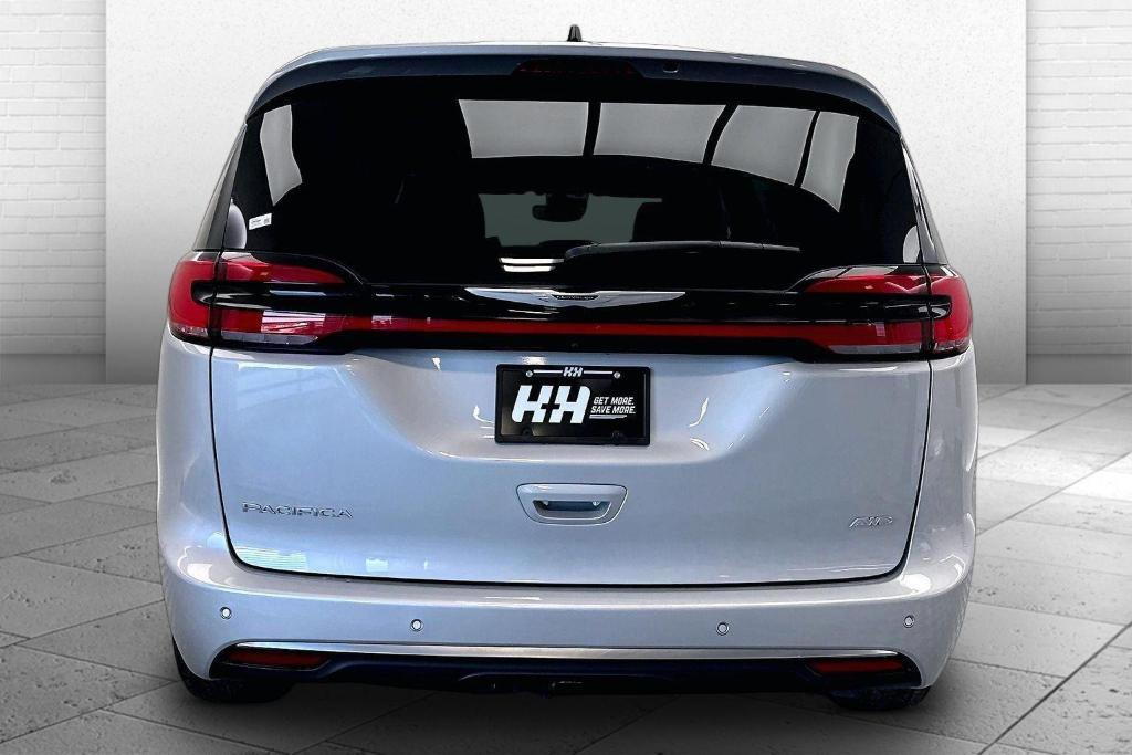 used 2024 Chrysler Pacifica car, priced at $42,392