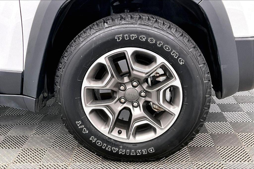 used 2022 Jeep Cherokee car, priced at $25,978