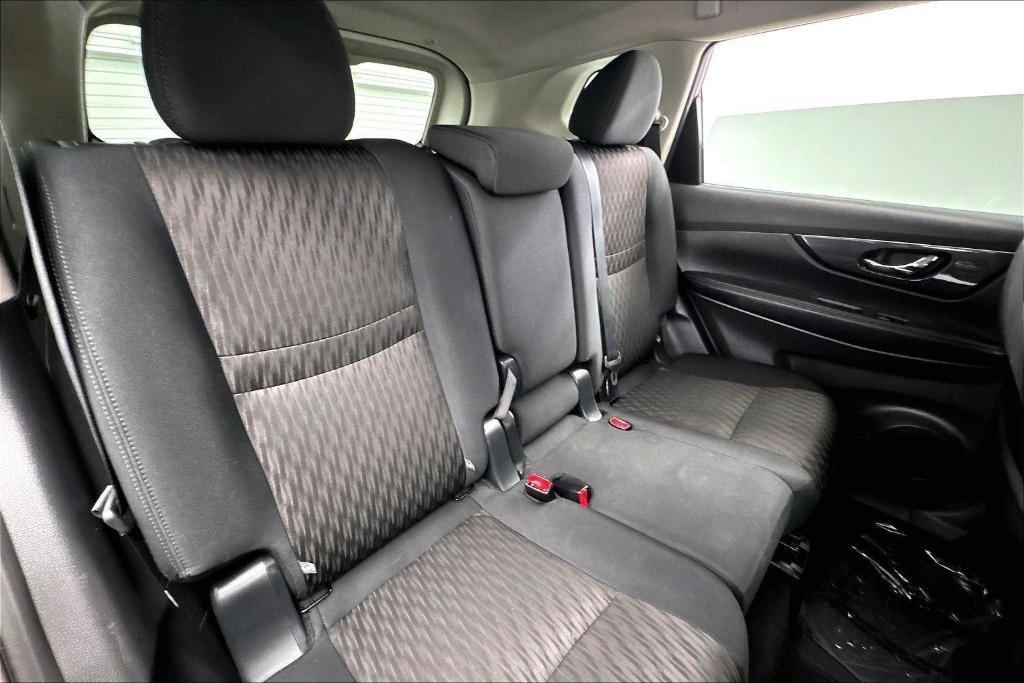 used 2019 Nissan Rogue car, priced at $17,751