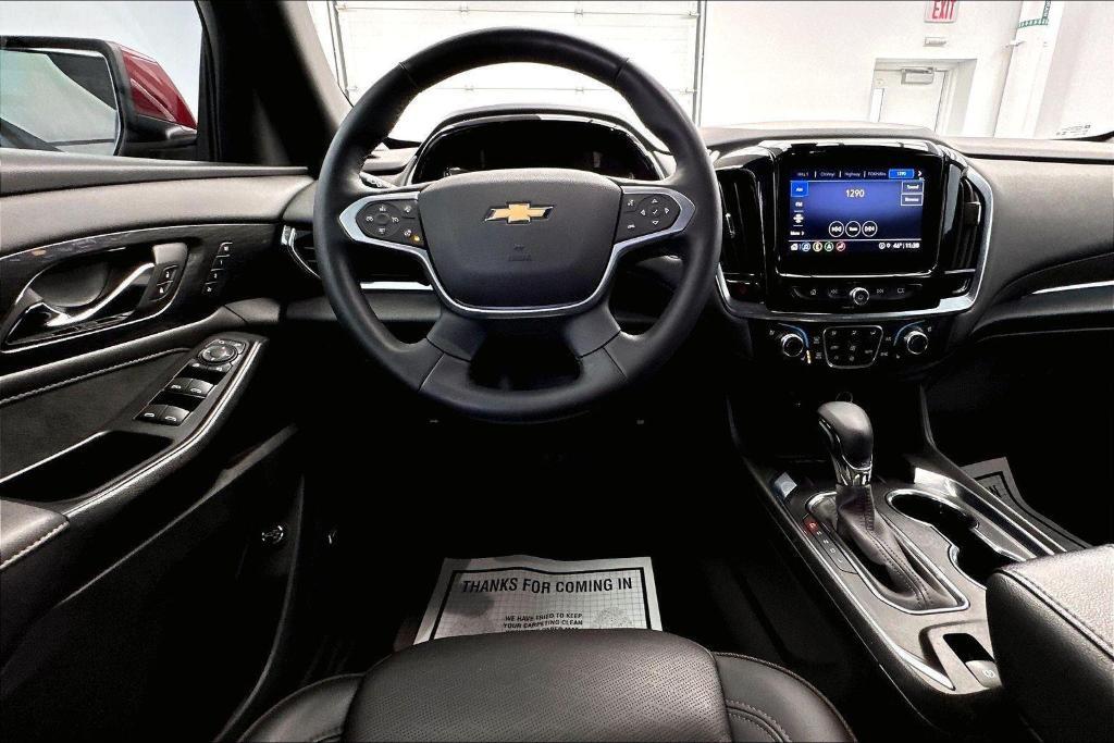 used 2023 Chevrolet Traverse car, priced at $37,990