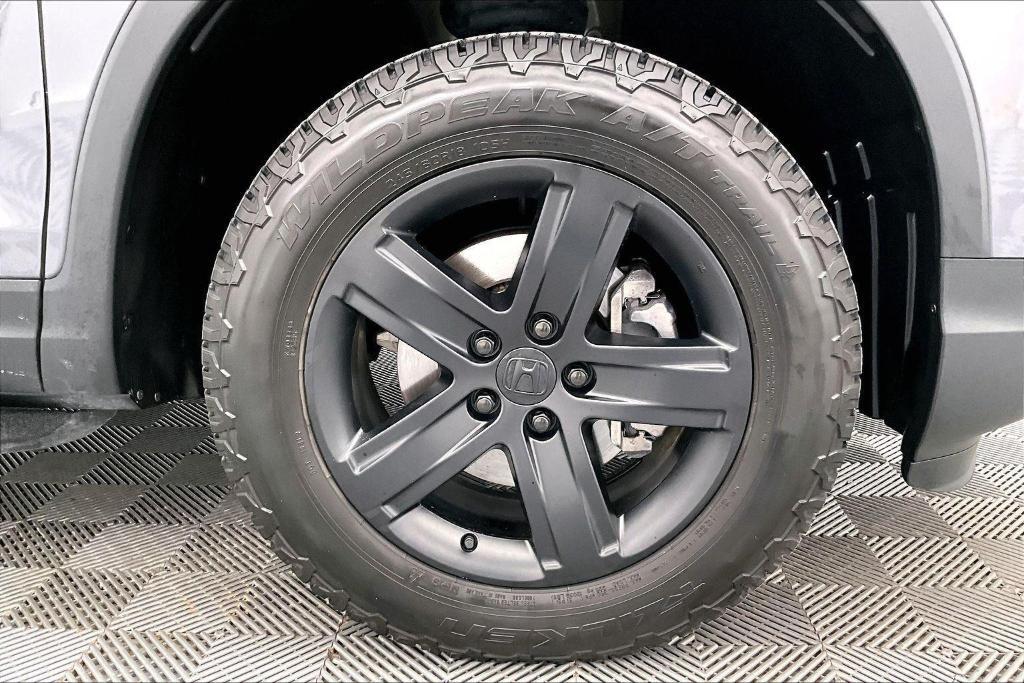 used 2023 Honda Ridgeline car, priced at $31,900