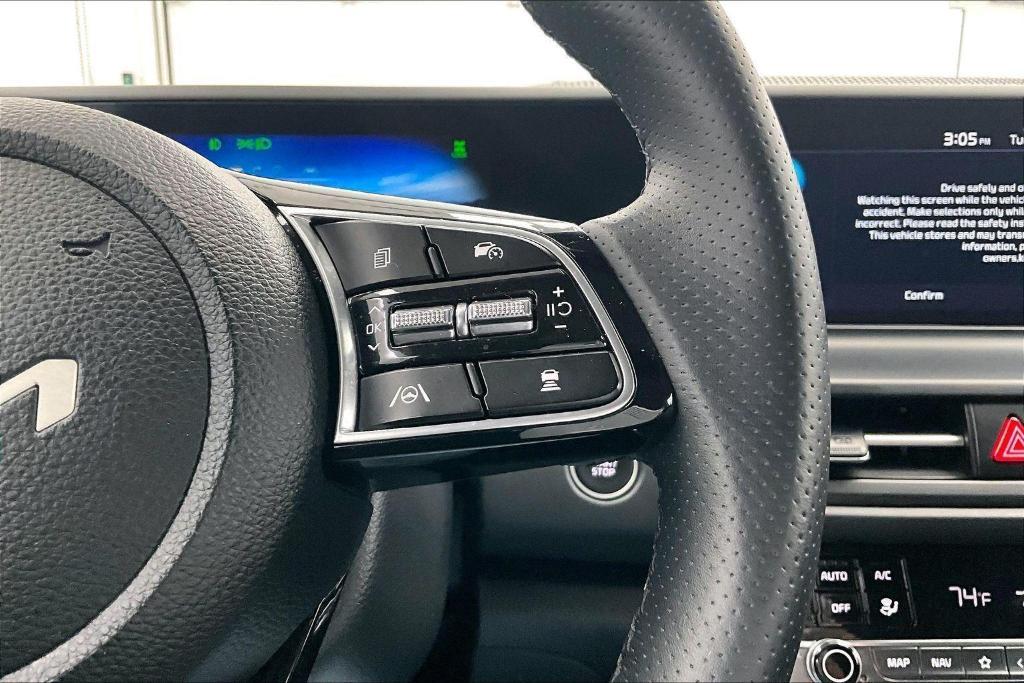 used 2025 Kia Seltos car, priced at $27,000