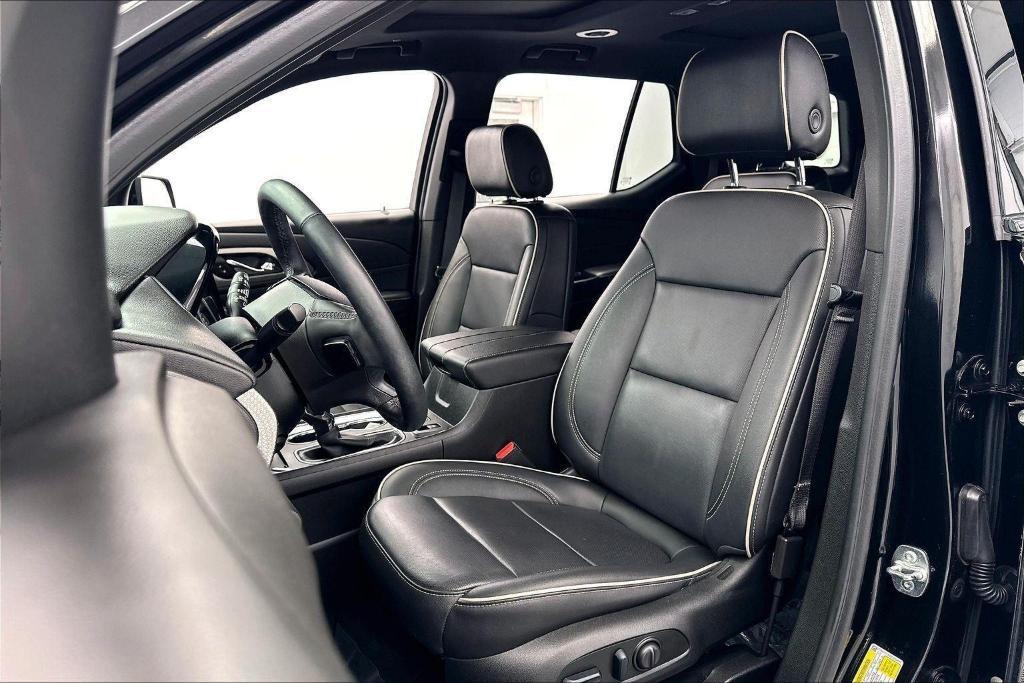 used 2024 Chevrolet Traverse Limited car, priced at $38,480