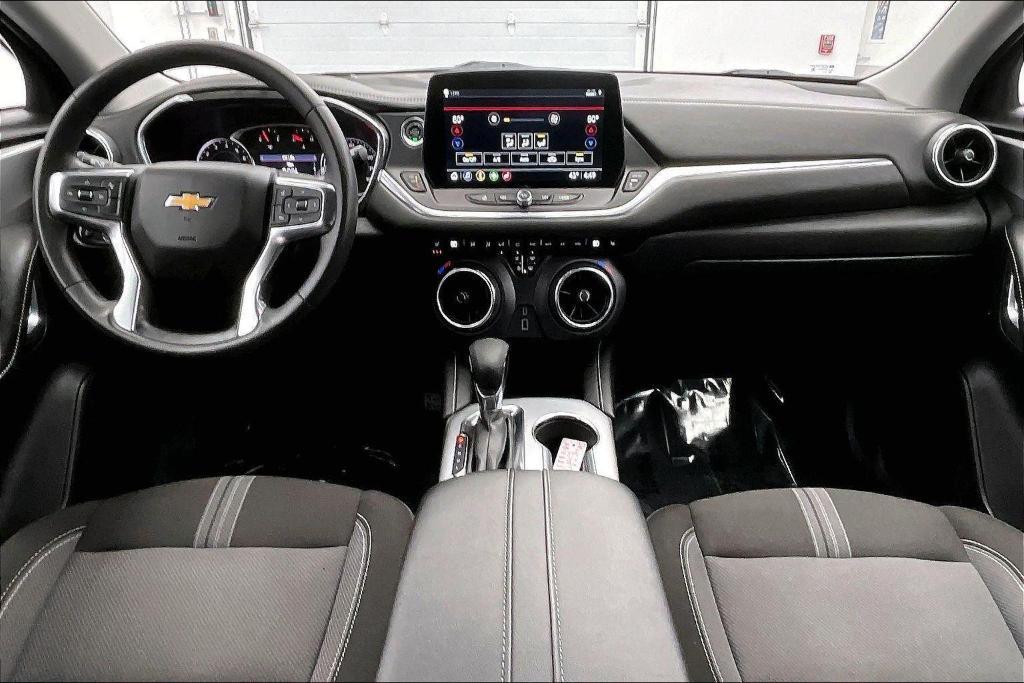 used 2025 Chevrolet Blazer car, priced at $27,900