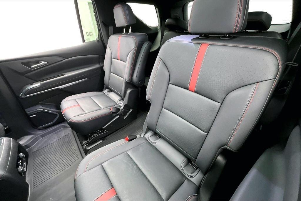 used 2024 Chevrolet Traverse car, priced at $49,995