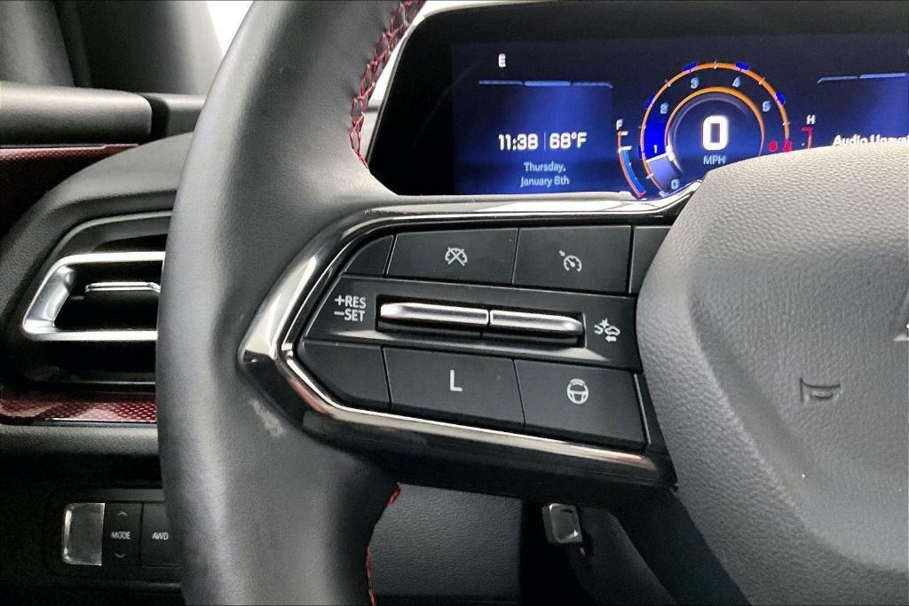 used 2024 Chevrolet Traverse car, priced at $49,995