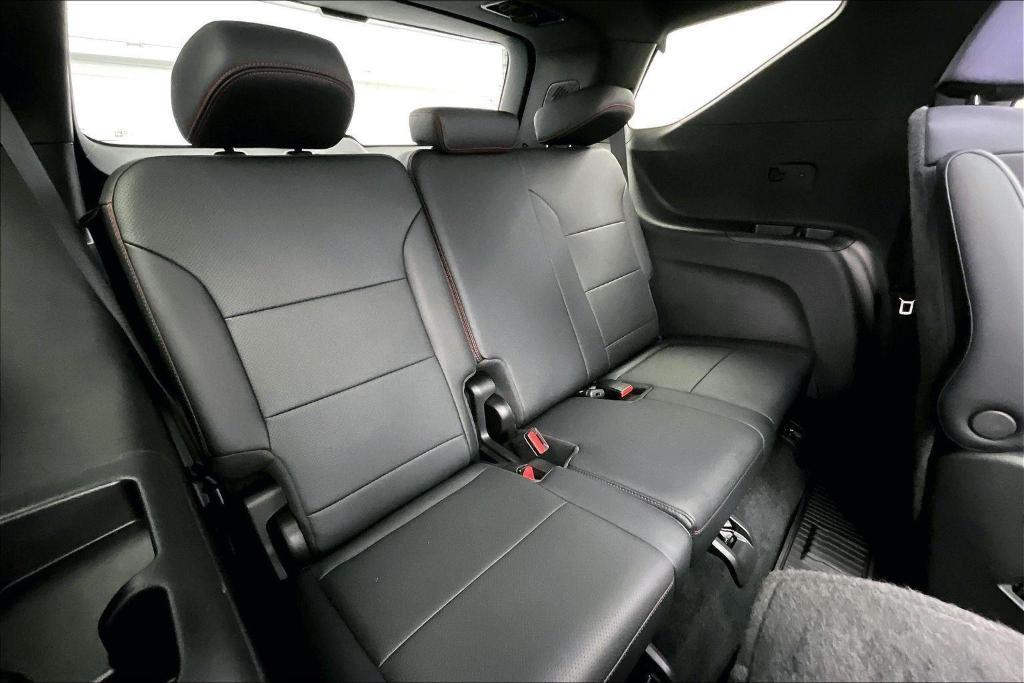 used 2024 Chevrolet Traverse car, priced at $49,995