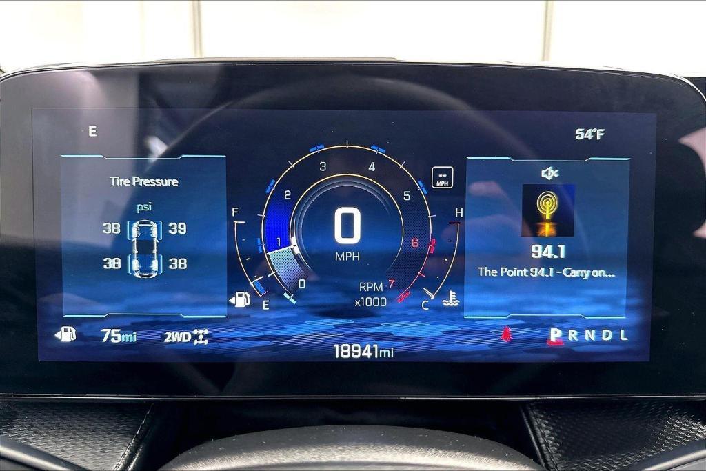 used 2025 Chevrolet Equinox car, priced at $27,595