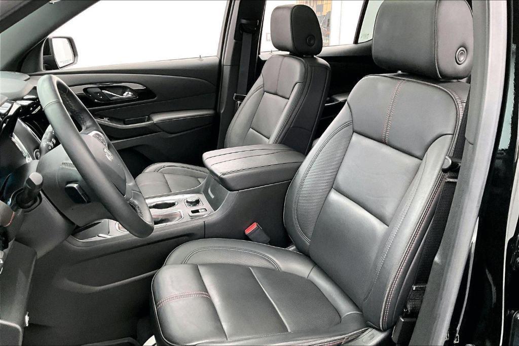 used 2023 Chevrolet Traverse car, priced at $33,995