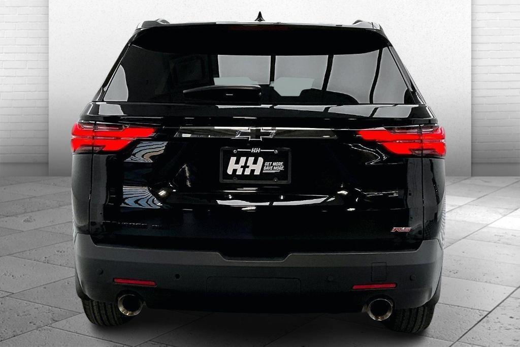 used 2023 Chevrolet Traverse car, priced at $33,995