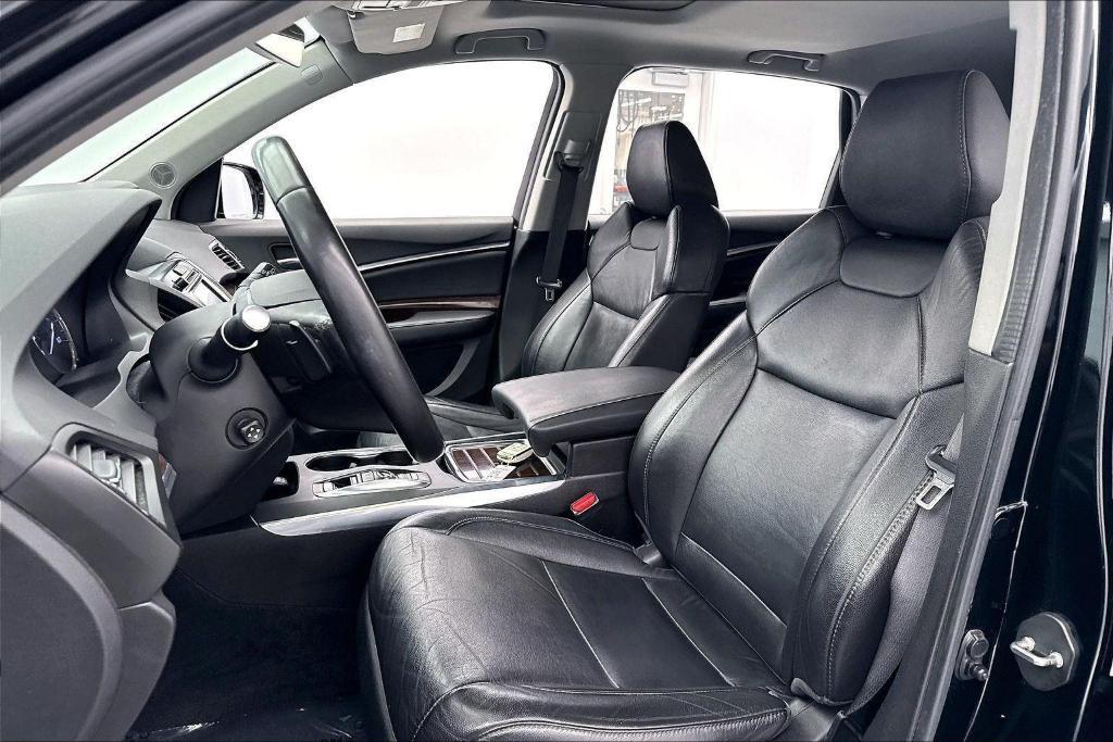 used 2019 Acura MDX car, priced at $18,675