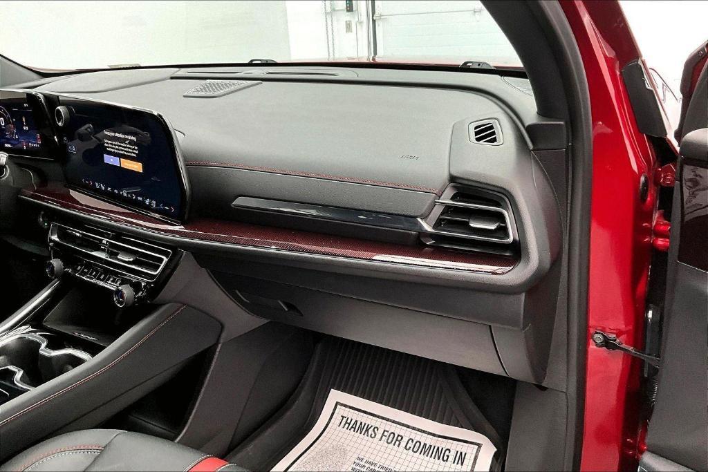 used 2024 Chevrolet Traverse car, priced at $48,988